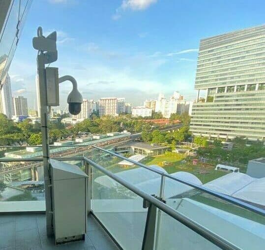 Mobile surveillance unit overlooking an urban site.